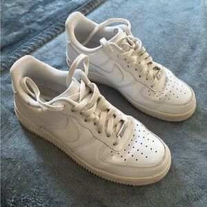 Nike White Men's Sneakers